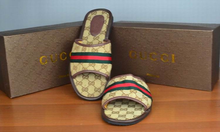 2017 Guci slippers woman 35-42-074